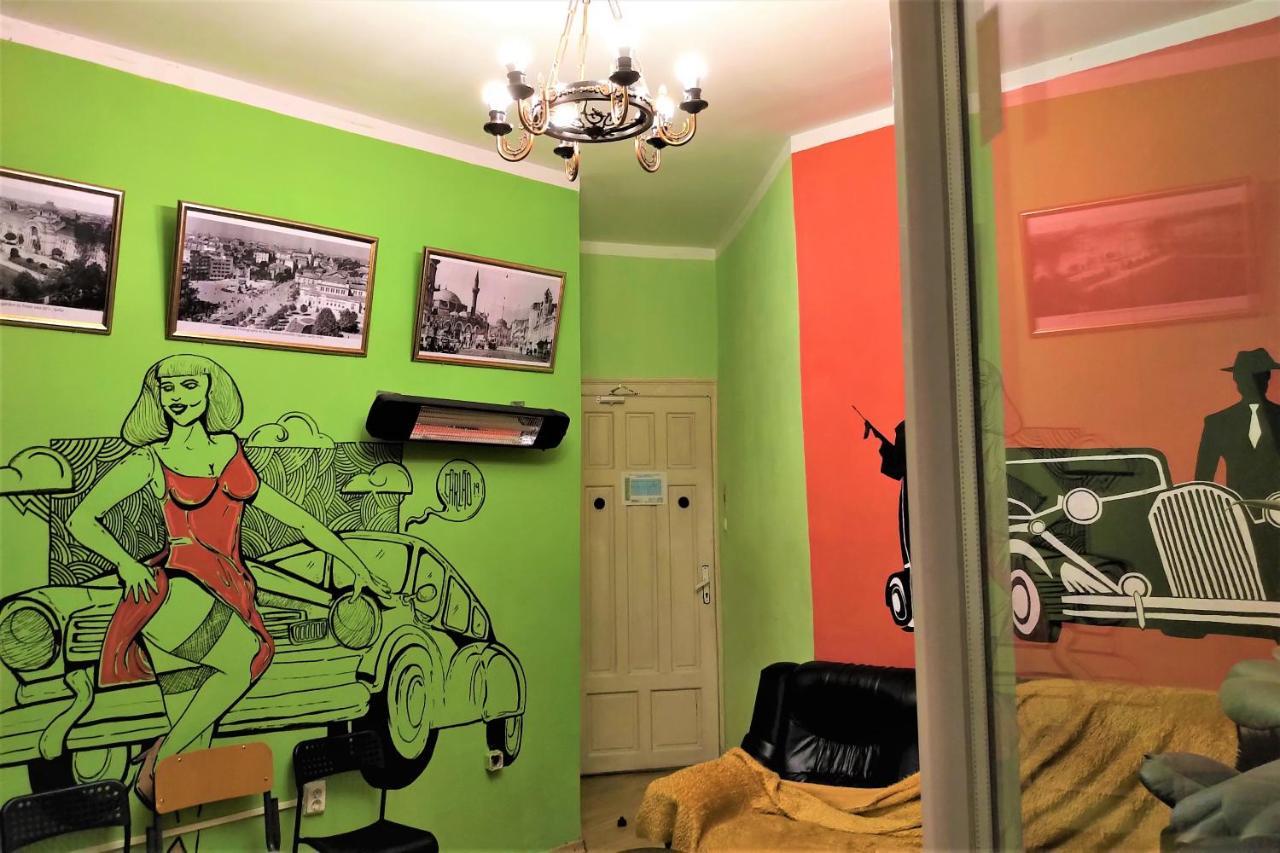 "No Party & Many Rules" Hostel N1 ソフィア エクステリア 写真